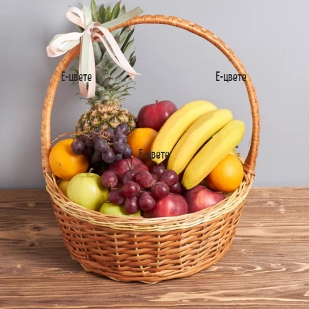 Online order for gift basket with various fruits.