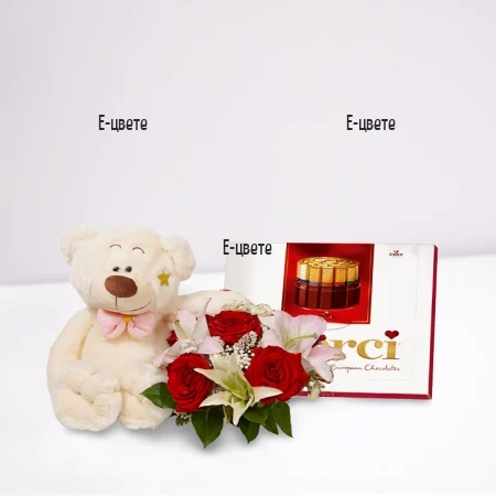 Романтичен подарък от букет от рози, мече и бонбони