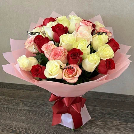 Send flowers - variety of 15 colourful roses