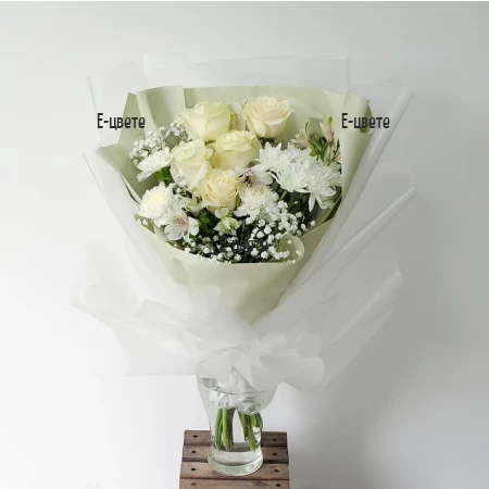 Send bouquet of white roses and flowers to Bulgaria