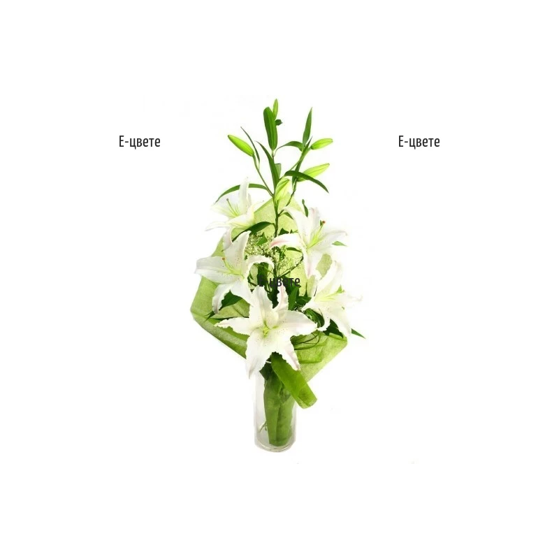 Лазур - доставка на красив букет от лилиуми и зеленина