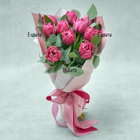Delivery of a romantic bouquet of tulips