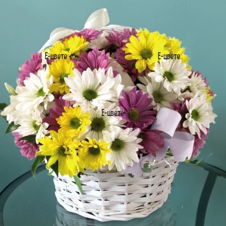 Send a basket with flowers - Compliment