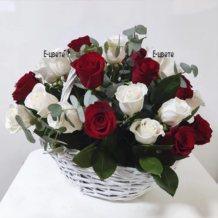 Order and delivery of a basket of 25 roses in Sofia Bulgaria