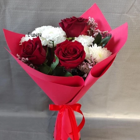 Online order a bouquet of roses and flowers to Sofia Bulgaria