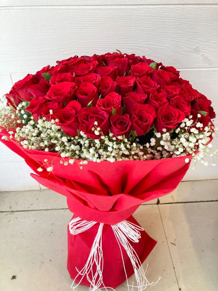 Bouquets and Flowers for Maria on the Feast of the Assumption