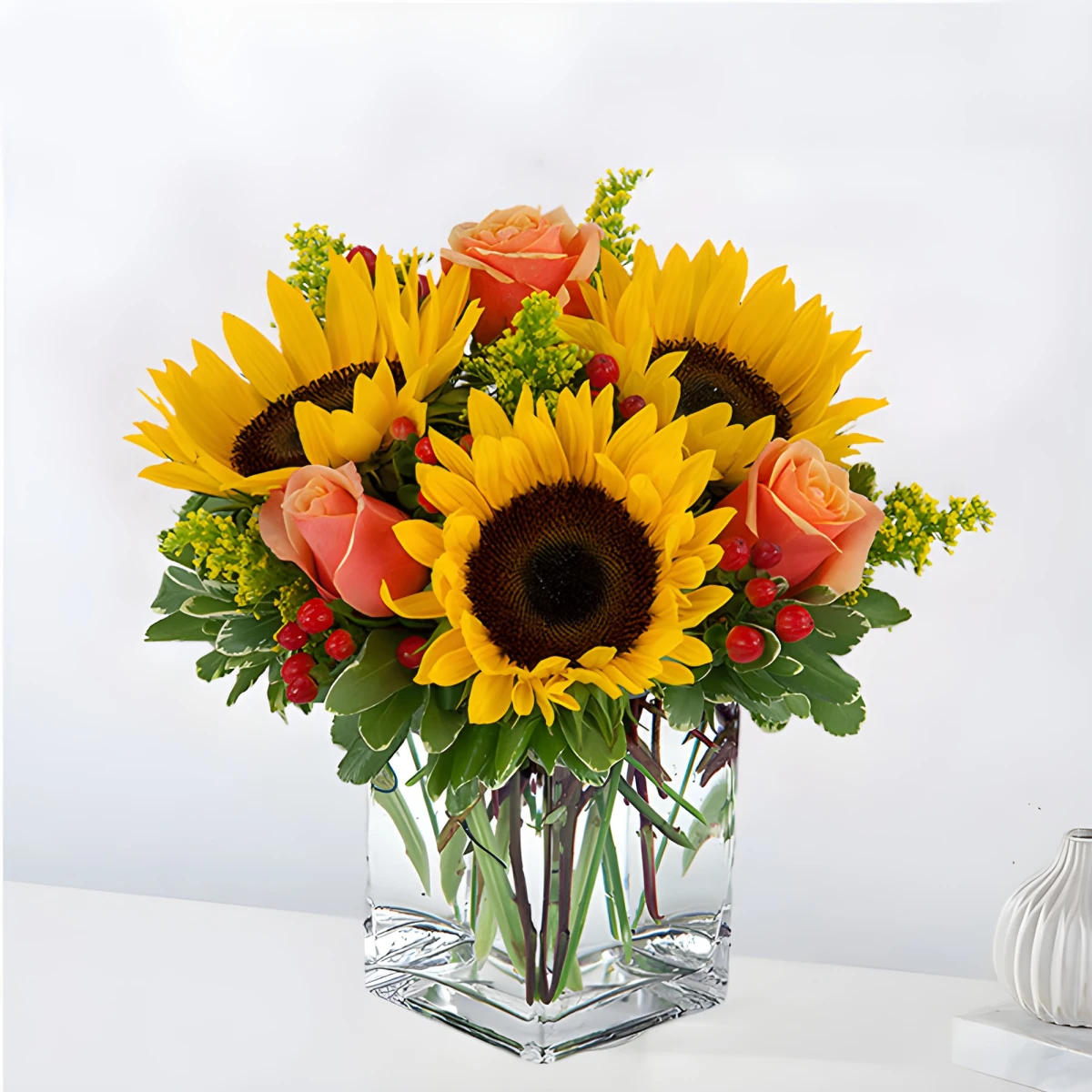 Send an arrangement  - Sunny Roses