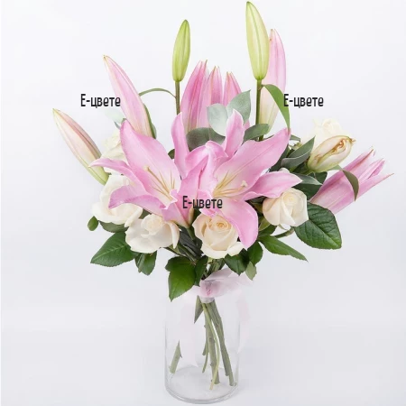 Send a bouquet of roses and lilies - Tenderness