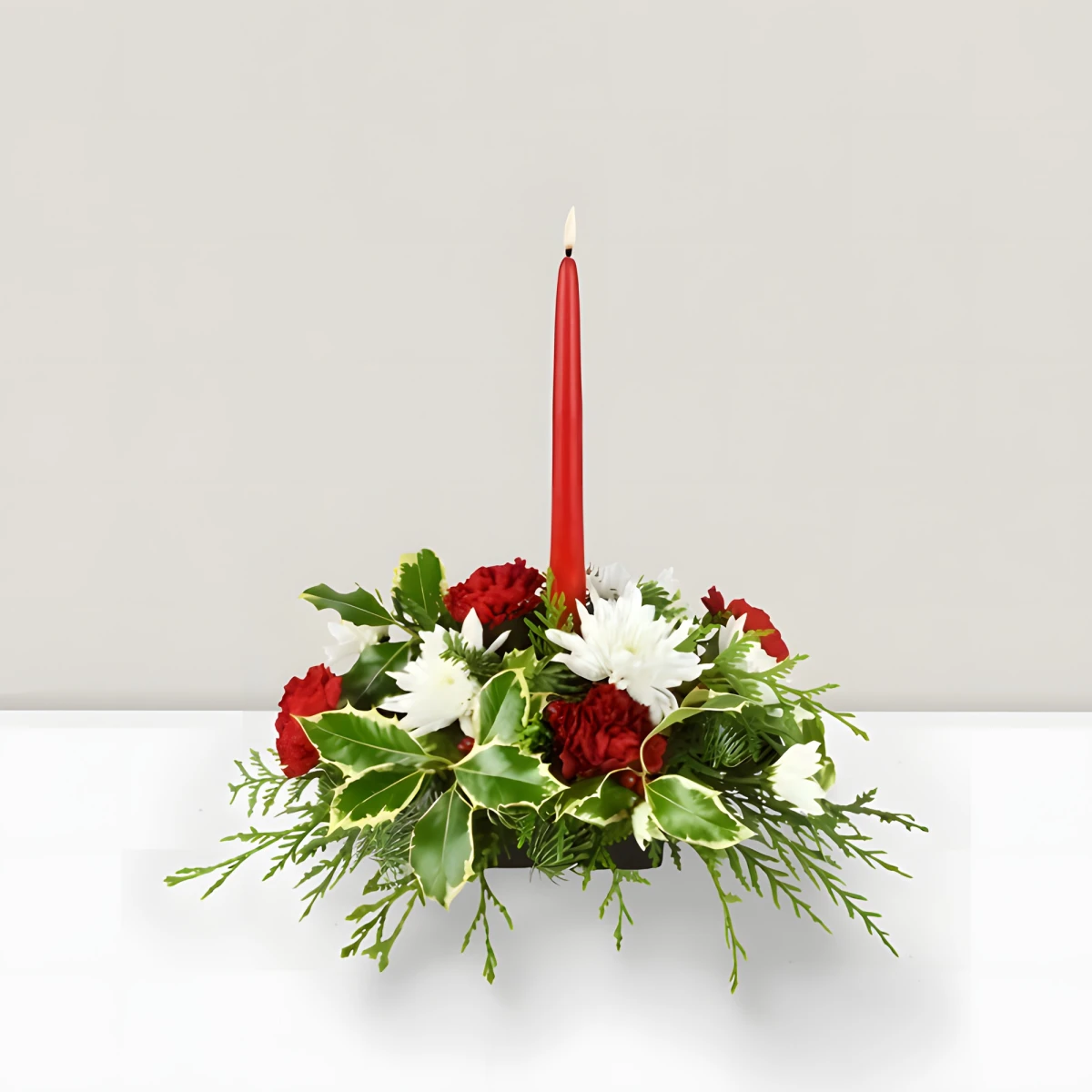 Online order of Christmas centerpiece.