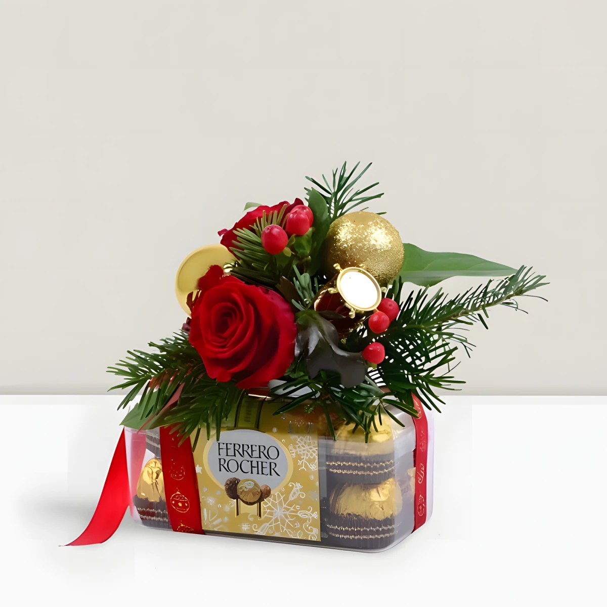 Доставка на 3 червени рози и Ferrero Rocher