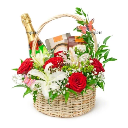 Send original basket with flowers and gifts