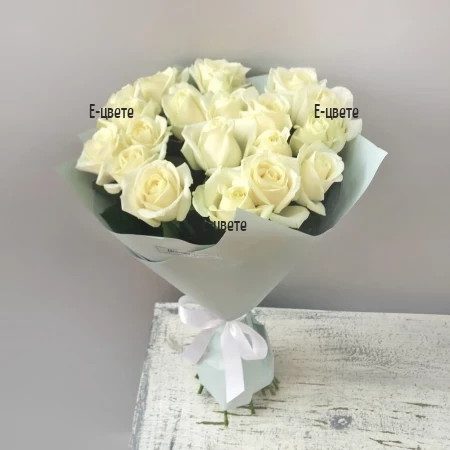 Send flowers online - a bouquet of 19 white roses