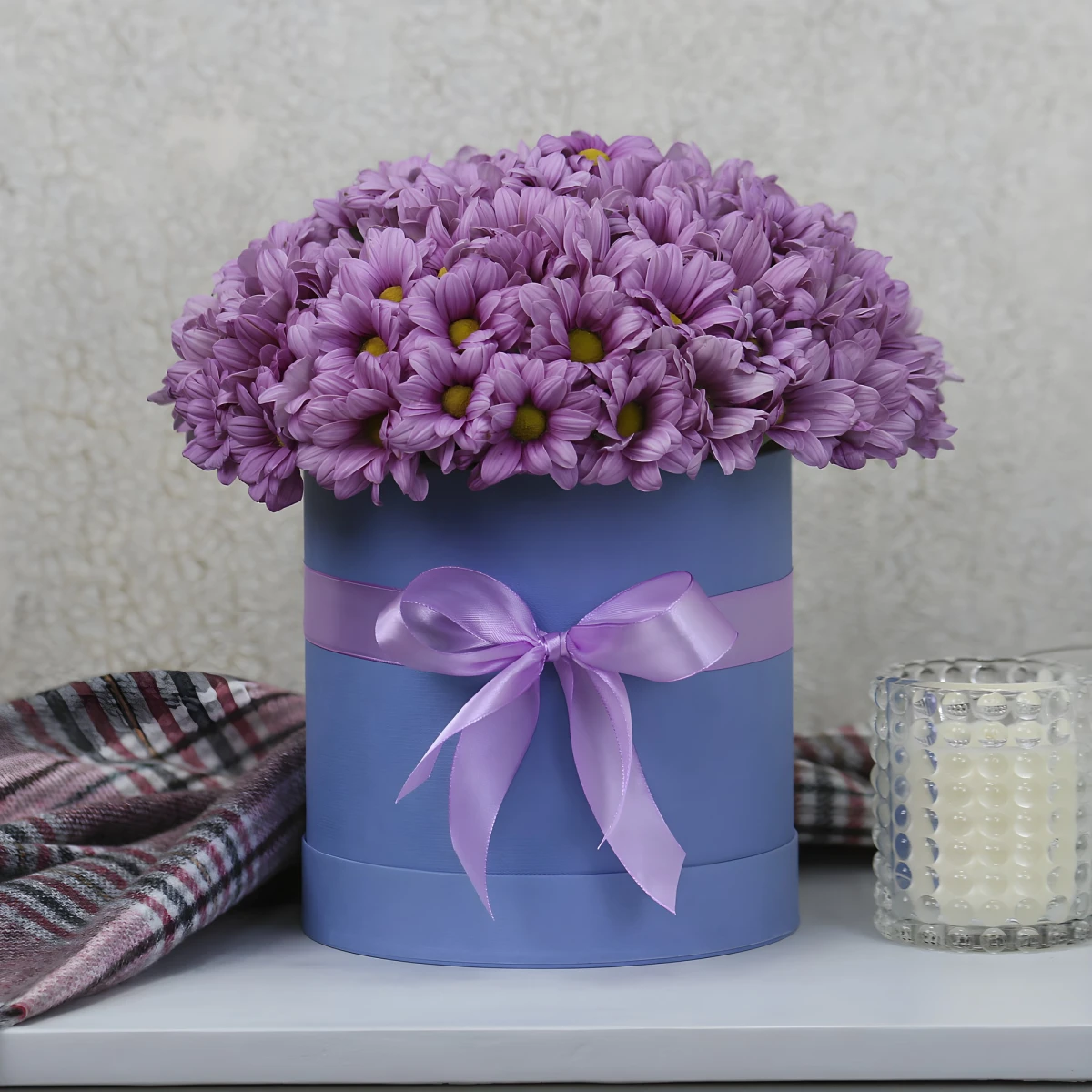 Delivery to Bulgaria a box of pink chrysanthemums in Sofia