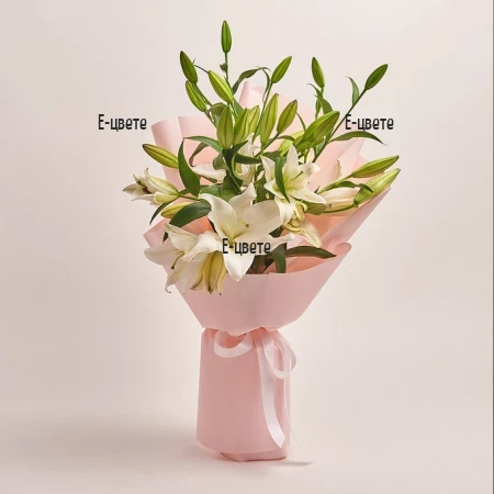 Delivery of bouquet of 5 white lilies to Sofia | E-cvete.com